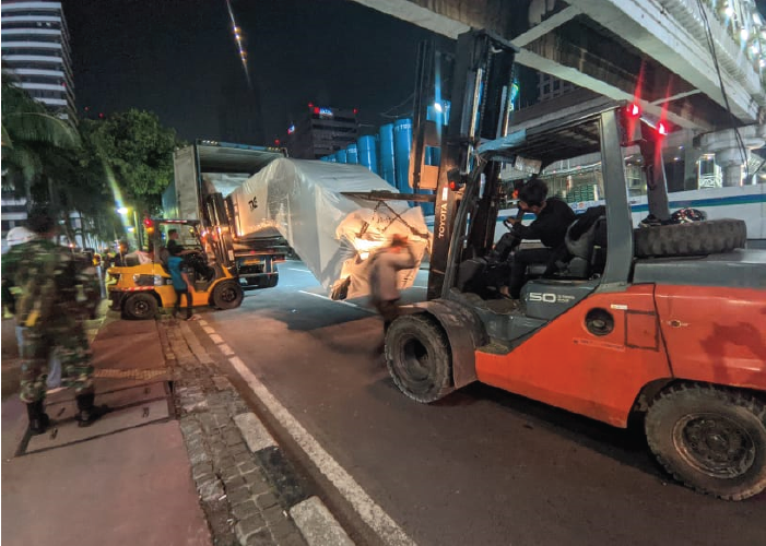 sewa forklift 24 jam